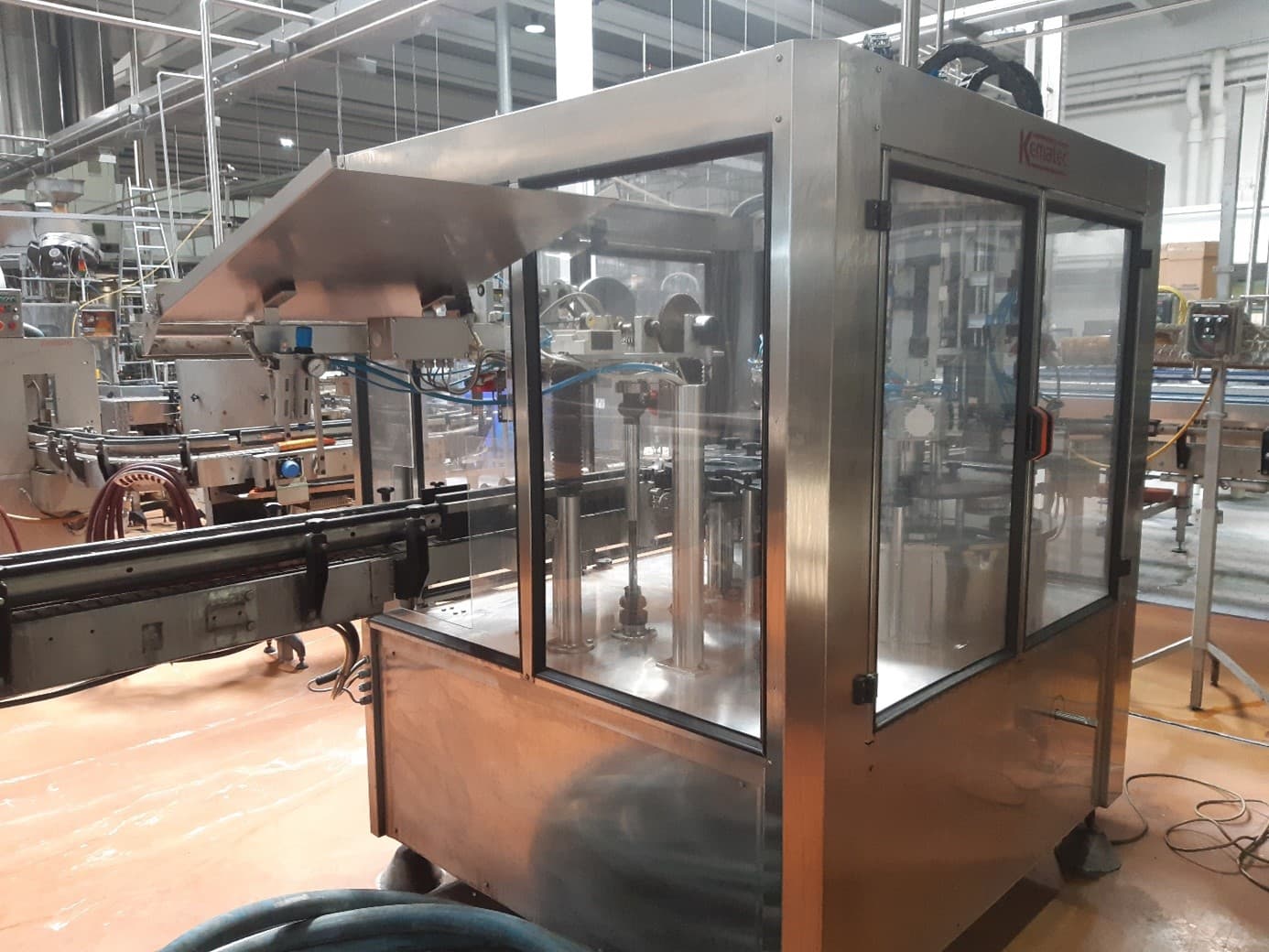 Widok Nortan Prisma S60 z lewej strony